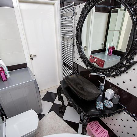 Helen Luxury Loft Design Meisonette-Apartment Atene Esterno foto